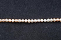 Peach Round 4-4.5mm AA Grade Pearls > Peach