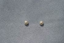 White Round 4-4.5mm AAA Grade Pearls > White