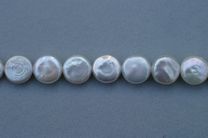 White Coin 8-9mm Other Pearl Shapes > Coins