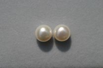 White Button, 10-10.5mm AAA Grade Pearls > Buttons