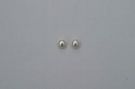 White Button, 4-4.5 mm : AAA Grade Pearls > Buttons